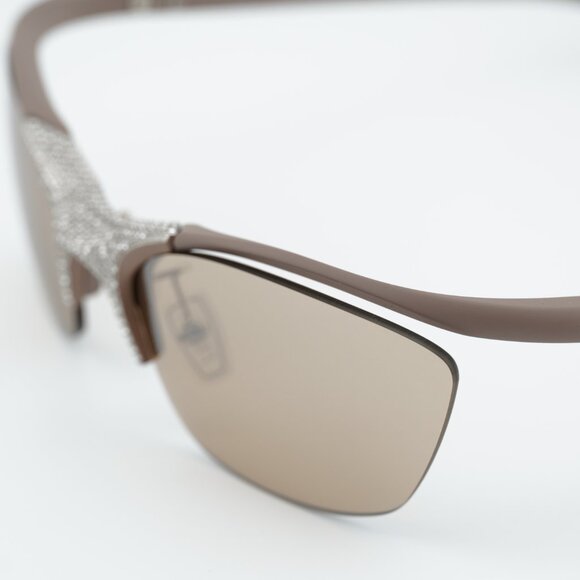 Fendi FE40176U 46G Sunglasses Beige Rimless Cat Eye Frame, Brown Lenses main image 6
